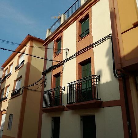 Apartamentos Pobra-Castelo 卡拉米尼亚尔镇 外观 照片