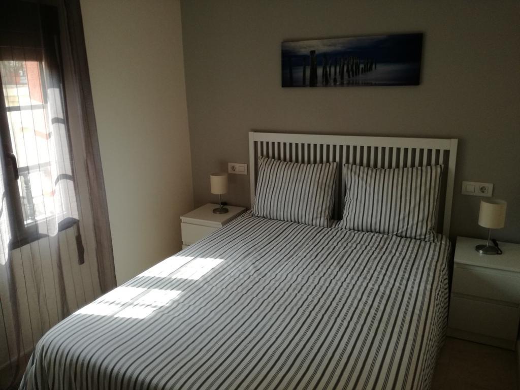 Apartamentos Pobra-Castelo 卡拉米尼亚尔镇 外观 照片