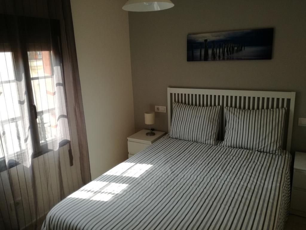 Apartamentos Pobra-Castelo 卡拉米尼亚尔镇 外观 照片