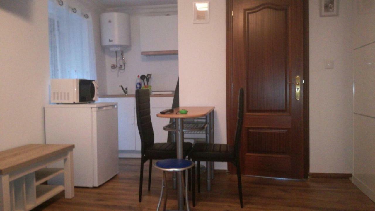 Apartamentos Pobra-Castelo 卡拉米尼亚尔镇 外观 照片