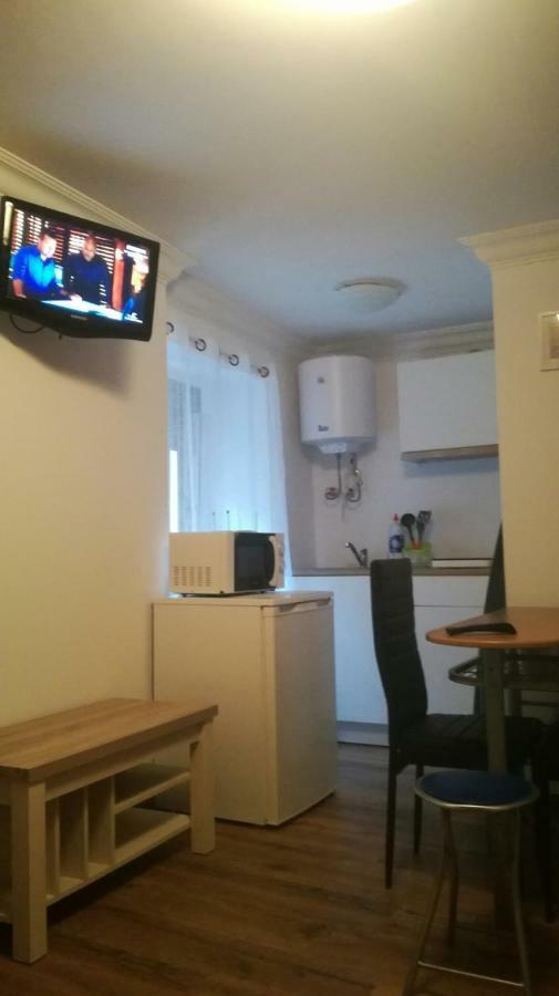 Apartamentos Pobra-Castelo 卡拉米尼亚尔镇 外观 照片